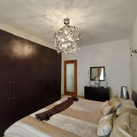 Appartement Tal-munfuha- Centrally Located Space. La Valette