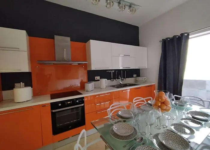 Apartman Tal-munfuha- Centrally Located Space. Valletta