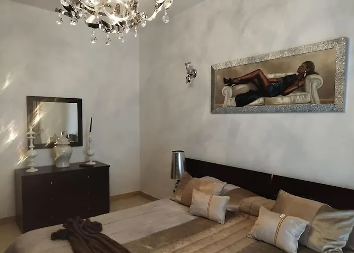 Apartament Tal-munfuha- Centrally Located Space.